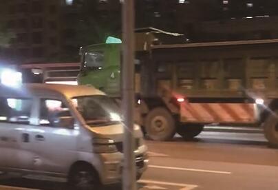 七都滨江首府居民诉苦：大货车深夜呼啸而过 像地震一样